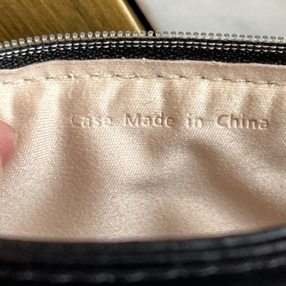 Balenciaga soft sunglasses case, black & gold. - Picture 5 of 12